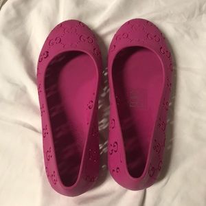 Authentic girls Gucci pink shoes